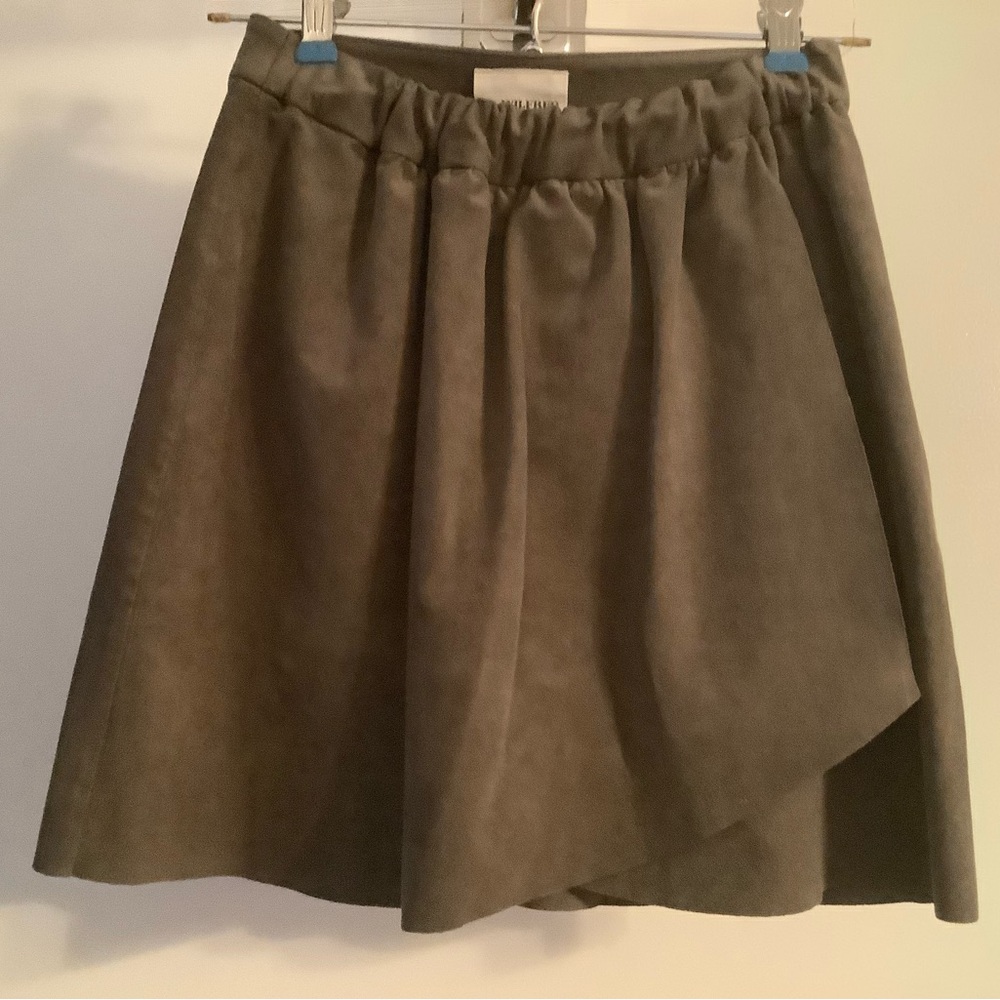 Suede A-Line Skirt in Olive